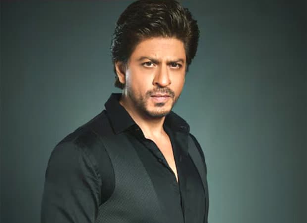 King Khan's New Ride: Shah Rukh Khan Adds Rs 1.40 Cr Mercedes-Benz V-Class to His Garage